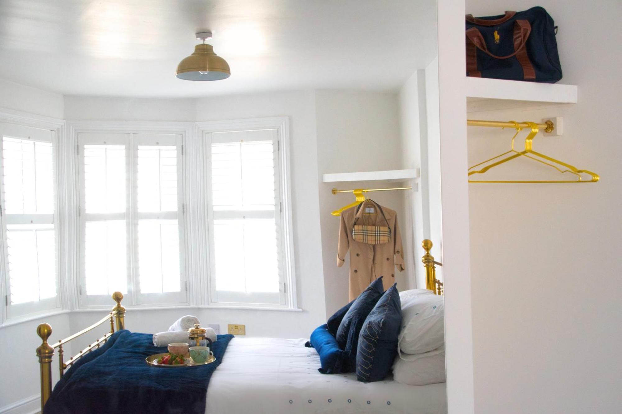 Modern Town Centre Flat - Free Shared Parking, King Size Bed, 5 Minutes Walk To Beach Bournemouth Exterior photo